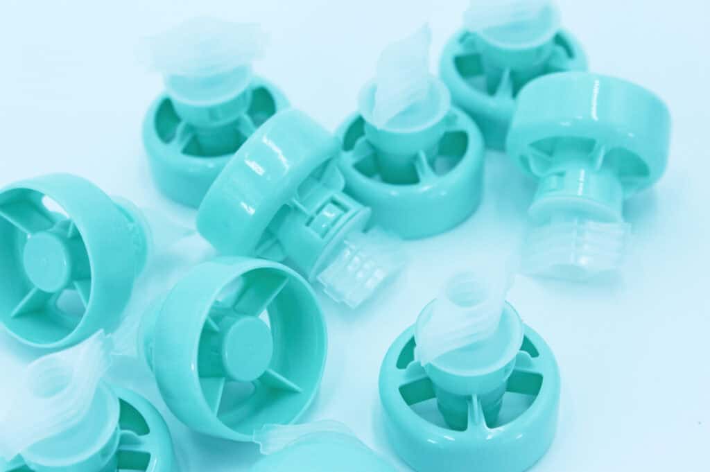 tomte-cake-group cap and spout image-2